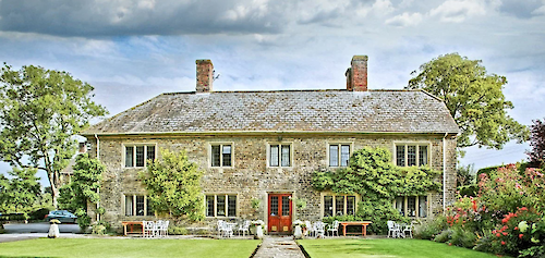 Exterior view of Plumber Manor